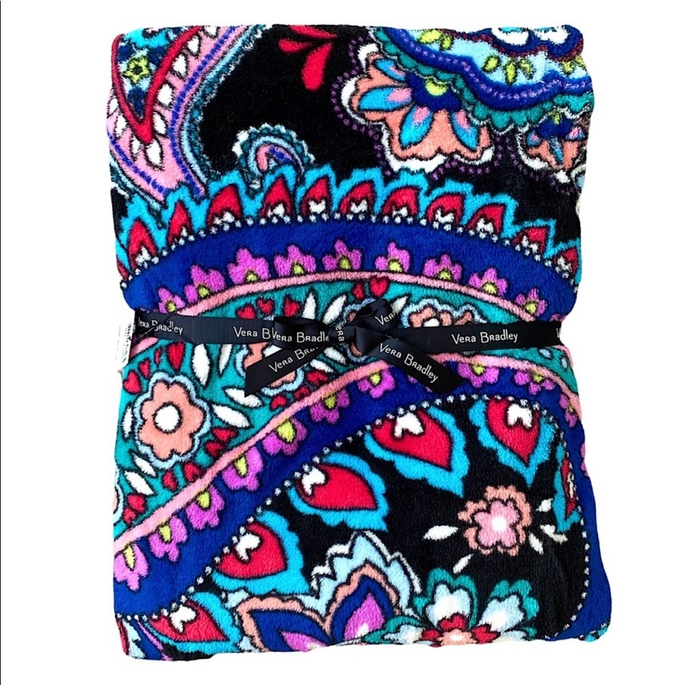 🆕 VERA BRADLEY  | HAYMARKET PAISLEY THROW BLANKET  80x50”
